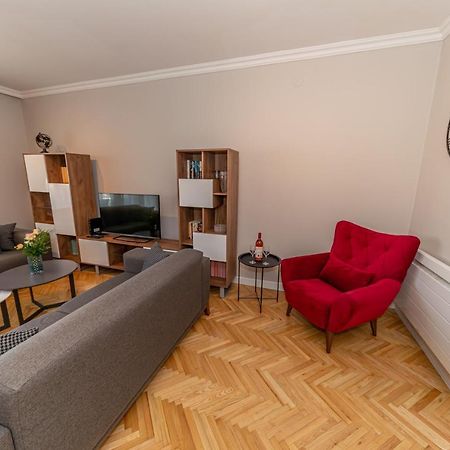 City Center De Lux Apartment Bar Eksteriør billede